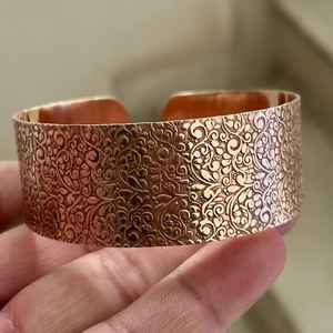 กำไลข้อมือทองแดงแบบหนาสไตล์อินเดียสำหรับเธอ กำไลทำมือจากทองแดง เครื่องประดับฤดูร้อน - Product Image 2