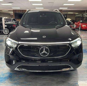สีดำเข้ม ปี 2023 หลังคาซันรูฟแบบพาโนรามาด้านซ้าย สตาร์ทเครื่องยนต์ด้วยรีโมท เบาะหนัง เกียร์ออโต้ ไฟ LED - Product Image 1