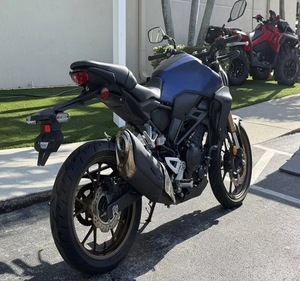 Motocicleta Deportiva Honda CB300R ABS 2022 con Motor sin Escobillas, Tendencia Actual, Proveedor OEM ODM para Exportación - Product Image 4
