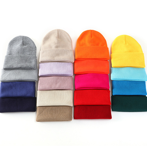 Bonnet unisexe Harry Johnson 100 % acrylique avec logo imprimé floqué, casquette décontractée d'hiver pour adultes, design à revers, couleur unie, bonnet tricoté - Product Image 4