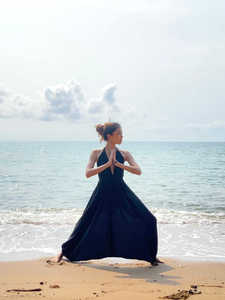 Combinaison longue ample pour femme, col halter, jambe large, sans manches, dos nu, col en V, style bohème fluide pour la plage - Product Image 2