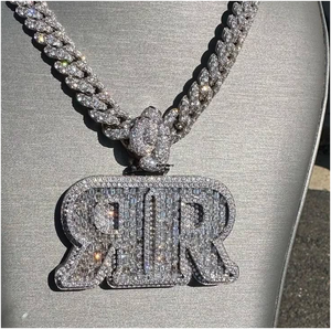 Pendentif personnalisé en moissanite certifiée GRA, lettre initiale Double R, style Hip Hop, en argent 925, entièrement serti de moissanite VVS véritable, pour soirée - Product Image 1