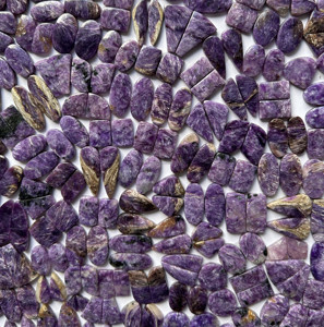 Par de piedras preciosas pulidas de tamaño libre de cabujón suelto de Charoite Natural de alta calidad para la fabricación de joyas - Product Image 2