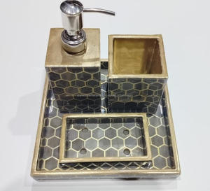 Baño esmalte decoración estrella mundo madera MDF baño hexagonal decoración baño accesorio Juego de 4 dispensador de jabón líquido 2 vasos jabón - Product Image 4