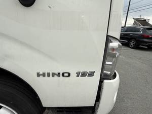 Tracteur routier diesel poids lourd 6x4 avec cabine couchette pour le transport longue distance national – Véhicule de transport robuste - Product Image 4