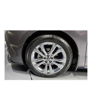 Toyota Sienna 2.5 Híbrida 2WD 2023, 24,968 km, Asientos de Cuero, Cámara Trasera, Volante a la Izquierda - Product Image 5