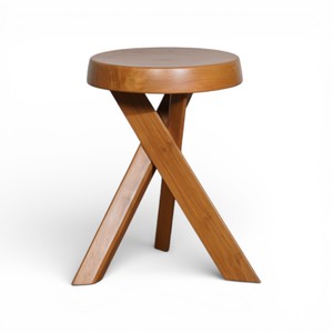 Tabouret trépied en bois massif artisanal, assise organique sculpturale, base en X, moderne et pliable, pour appartement et école - Product Image 2