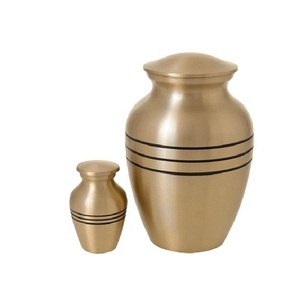 ชุดโกศสร้างทอง ชุดเถ้ามนุษย์ ร้านค้าโกศสร้างอินเดีย ดีไซน์เรียบง่าย แฮนด์เมด ขายส่ง ดีไซน์คลาสสิก โกศสร้างทองเหลือง - Product Image 1