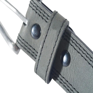 Ceinture en cuir de vache gris avec boucle rectangulaire, style formel durable - Product Image 6