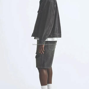 Shorts en jean vintage taille mi-haute pour hommes, style streetwear d'été, confortables et décontractés, conçus par un fabricant pakistanais - Product Image 6