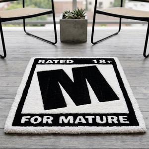 Tapis d'appoint en laine tuftée à la main de qualité supérieure, motif M, doux et moelleux, inspiré des jeux vidéo, pour la décoration intérieure moderne - Product Image 1