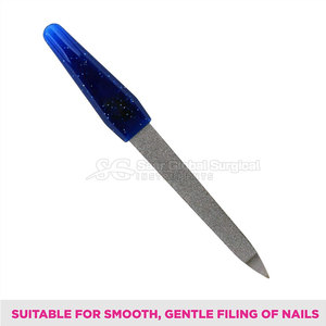 Elegante lima de uñas de primera calidad, construcción ligera con textura suave y diseño para un fácil cuidado de las uñas - Product Image 5
