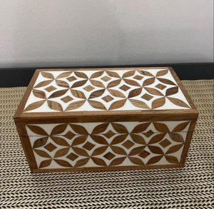 Bocaux à bougies en bois écologiques faits à la main et support de haute qualité pour la décoration intérieure du salon et du bureau, carrés et ronds - Product Image 6