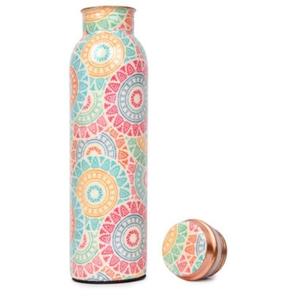 Botella de cobre para beber con diseño floral, estilo clásico, acabado esmaltado, botella de agua decorativa a precio económico. - Product Image 1