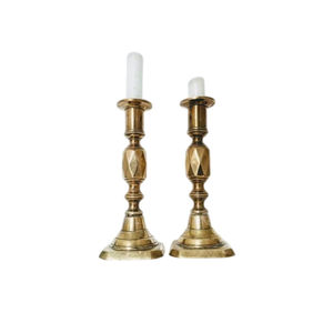Candelabros Antiguos de Latón Macizo con Diseño de Reina de Diamantes, Portavelas Coleccionables para Decoración del Hogar, Regalo a Precio Económico - Product Image 1