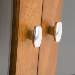 Mueble Bajo de Almacenamiento Color Marrón Dorado Claro con Diseño Shaker Cálido para Sala de Estar - Product Image 3
