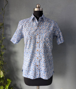 Camisa Casual de Manga Corta para Hombre, Estampado Floral Azul, Cuello Clásico, Transpirable, de Algodón, para Verano - Product Image 4