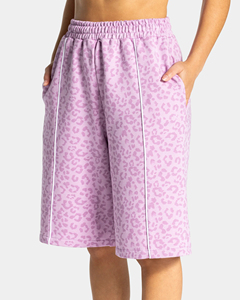 Shorts Bermuda Femme en Coton Premium 100% avec Logo Personnalisé Brodé, Imprimé Léopard Lavande et Passepoil Côtelé - Product Image 4