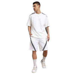 Conjunto de Verano Casual para Hombre de Dos Piezas: Camiseta Redonda de Algodón con Estampado Tie-Dye y Pantalones Cortos de Color Liso - Trajes Deportivos de Verano para Hombres - Product Image 5