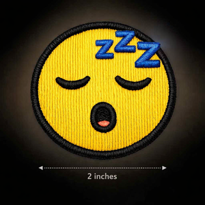 Parche Bordado de Cara Sonriente Durmiente con Ojos Cerrados y Patrón de Bordado a Máquina Zzz, Paquete de 100 Piezas - Product Image 4