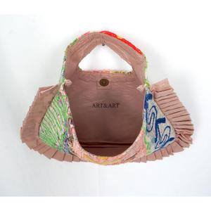 Bolso bandolera para mujer, fabricado en India, de diseño moderno y más vendido, con cierre magnético. Disponible a precio de mayorista para exportación. - Product Image 3