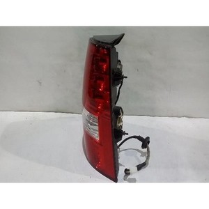 Feu arrière droit Sorento (côté droit) d'occasion OEM 924023E500 - Product Image 2