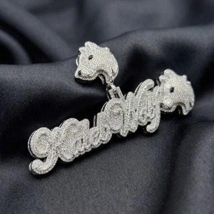 Collier pendentif en moissanite pour homme, en argent 925, bijoux de mode pour cadeaux, mariage et usage quotidien, vente en gros - Product Image 1