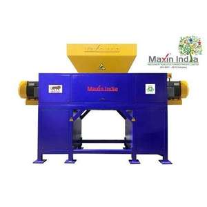 Machine de broyage de déchets en tissu FRP de haute qualité, semi-automatique à double arbre, 500 kg/h, équipement de recyclage plastique pour le marché mondial - Product Image 3