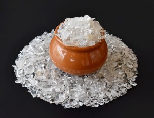Wholesale Premium Quality <b>Crystal</b> Quartz Stone <b>Chips</b> Gravels Healing Semi Precious Stones Bulk Natural for Decoration Art - Product Image 1