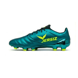 Chaussures de football unisexes antidérapantes en gros, crampons de football personnalisés, bottes de football professionnelles pour adultes, légères, en cuir véritable, pour l'entraînement printanier - Product Image 5