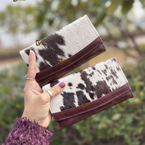 Cartera de mano de cuero de vaca estilo occidental, funda para teléfono, billetera marrón elegante de piel con pelo, regalo para mujer - Product Image 1