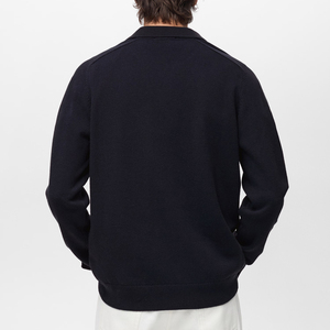 Le polo à manches longues pour homme est idéal pour les distributeurs, les importateurs, les détaillants et les vendeurs en ligne. Polos 100 % coton, originaux. - Product Image 3