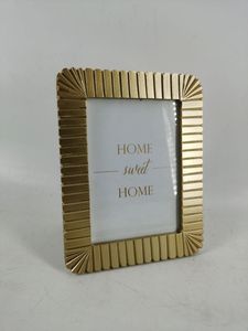 Set of Elegant <b>Metal</b> Photo <b>Frame</b> With Premium Finish Perfect For Home Office And Living Room Decorative <b>frames</b> - Product Image 3