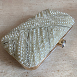 Modern Pearl Embellished Beaded Bridal Clutch Handmade Flower Crystal Evening Purse Custom <b>Wedding</b> Decoration Gift - Product Image 3