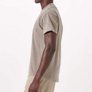 T-shirt homme slim fit personnalisé 95% coton 5% élasthanne, ourlet incurvé, col rond, pour musculation et fitness - Product Image 3