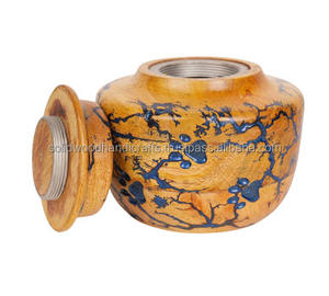 Urne funéraire en bois artisanale pour les cendres d'animaux de compagnie, urnes de crémation en bois pour les cendres de chat et de chien - Product Image 1