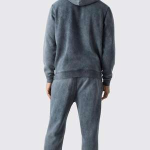 Conjunto de chándal jogger High Street French Acid Wash con sudadera con estampado en relieve y efecto acid wash para hombre - Product Image 5