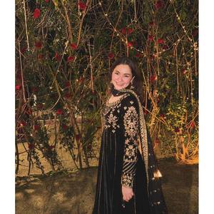 LC Designer <b>Black</b> Gown and Beautiful Dupatta for Party Wear XL Size - Product Image 3