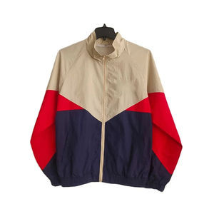 Nouvel ensemble coupe-vent court deux pièces tendance 2026 en nylon et polyester pour homme, style streetwear, avec logo personnalisé - Product Image 4