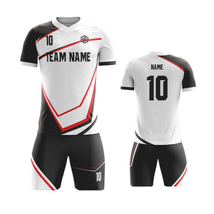 Uniformes de Fútbol Personalizados Unisex de Alta Calidad, Transpirables, de Secado Rápido, 100% Poliéster, Sublimados, con Cintura Elástica y Cuello en V - Product Image 2