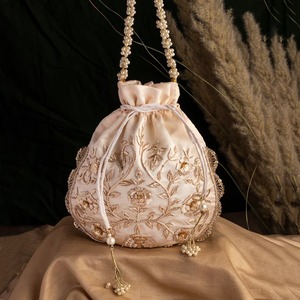 Handmade Embroidery Coin Potli Bags Fashionable Lady-Style Wedding Party Bags - Product Image 5