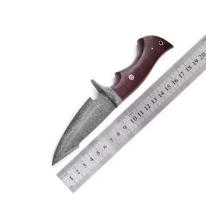 มีดโบวี่เหล็ก 440C ทำมือแบบกำหนดเอง สำหรับล่าสัตว์และตั้งแคมป์ ใบมีดแบบ Fixed Blade ด้ามไม้ พร้อมปลอกหนัง รับผลิตแบบ OEM - Product Image 6