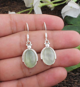 Boucles d'oreilles en préhnite naturelle, argent sterling 925, pierre précieuse pendante, bijou pierre du rêve, cadeau apaisant pour elle - Product Image 1
