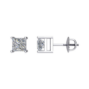 Boucles d'oreilles clous classiques en or 14 carats à quatre griffes avec diamant de laboratoire taille princesse - Product Image 1