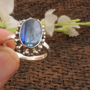 แหวนไคยาไนต์สีน้ำเงินธรรมชาติ เงินแท้ 925 พลอยสีน้ำเงินเข้มเจียระไนทรงเหลี่ยม สำหรับผู้หญิง แหวนแต่งงานสุดคลาสสิก เครื่องประดับคุณภาพสูง ขายส่ง - Product Image 4