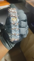 Montre de luxe en quartz sertie de moissanite, cadran en acier inoxydable, fermoir caché, résistante à l'eau, luxe sur mesure