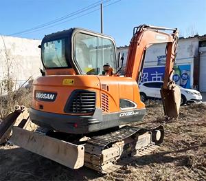 Mini-excavatrice Doosan DX60-9C d'occasion de haute qualité, 6 tonnes, avec pompe hydraulique, moteur à engrenages et roulement, efficace et fiable - Product Image 5