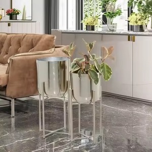 Macetas Modernas de Metal, Duraderas para Interiores y Exteriores, Juego de Macetas Decorativas para Jardín, Elegantes Macetas para Balcón, Patio y Hogar - Product Image 6