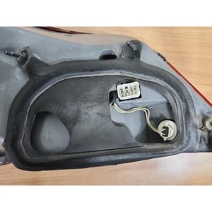 ไฟท้ายขวา Equus VI ปี 2009-2011 มือสอง ของแท้ รหัส 924023N000 - Product Image 5