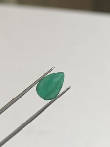 Esmeralda Zambiana Natural de 5.10 Ct, Forma de Pera, Gema Suelta, Esmeralda Verde para Joyería, Proveedor Mayorista - Product Image 4
